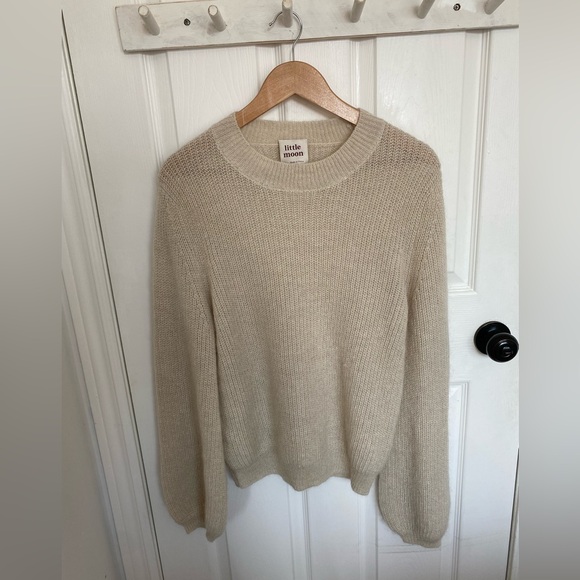 ARITZIA Little Moon Gardenia Wool Sweater - Picture 7 of 14
